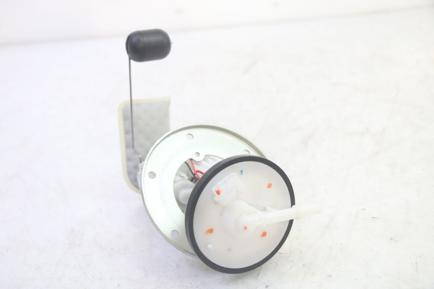 photo de FUEL PUMP JM MOTORS SANTANA EVO 50 (2024 - 2026) - Alternative perspective