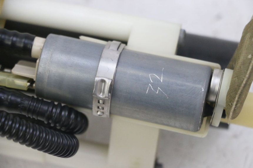 photo de FUEL PUMP PEUGEOT SATELIS COMPRESSOR K15 125 (2006 - 2009)