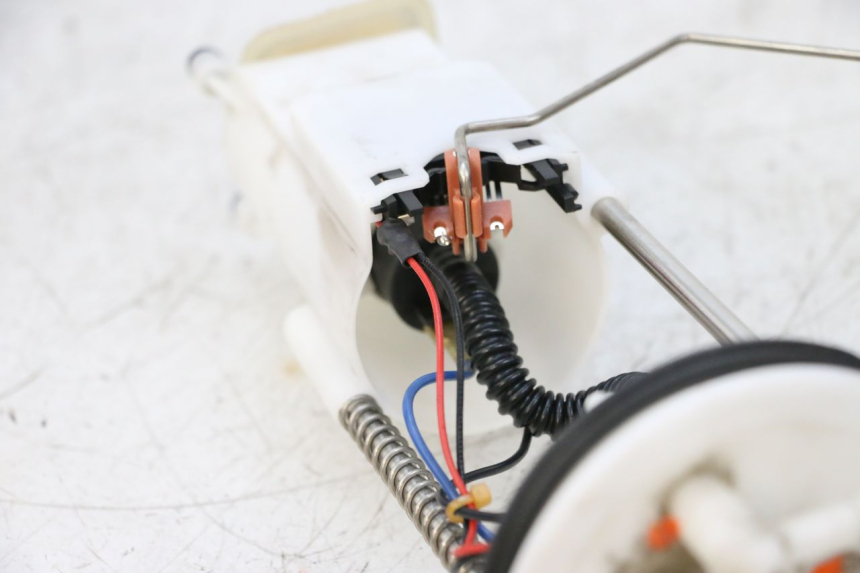 photo de FUEL PUMP PEUGEOT SATELIS 125 (2013 - 2018) - Component detail