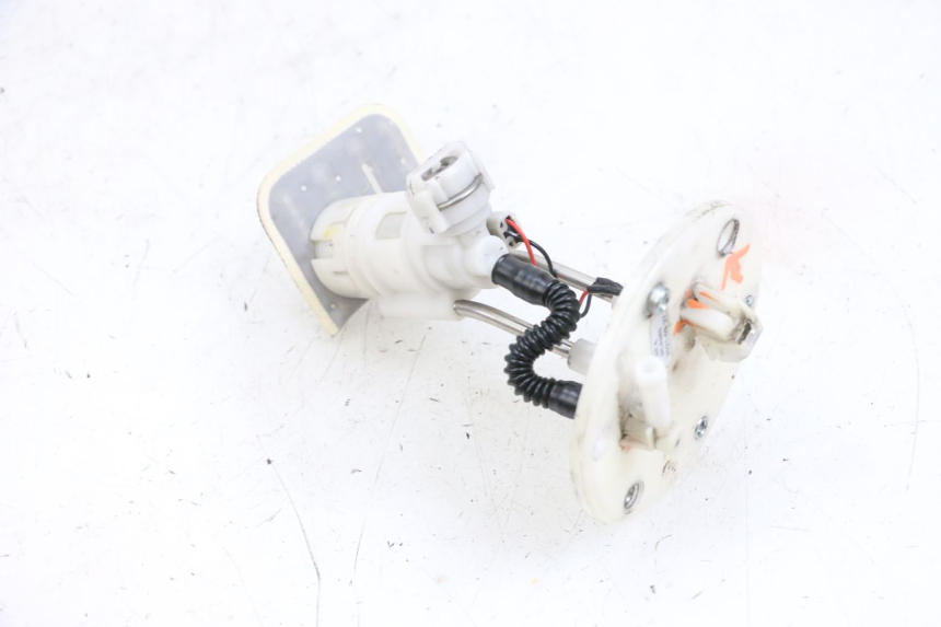 photo de FUEL PUMP PEUGEOT SPEEDFIGHT 4 4T EFI 50 (2021 - 2025) - Fixing points details