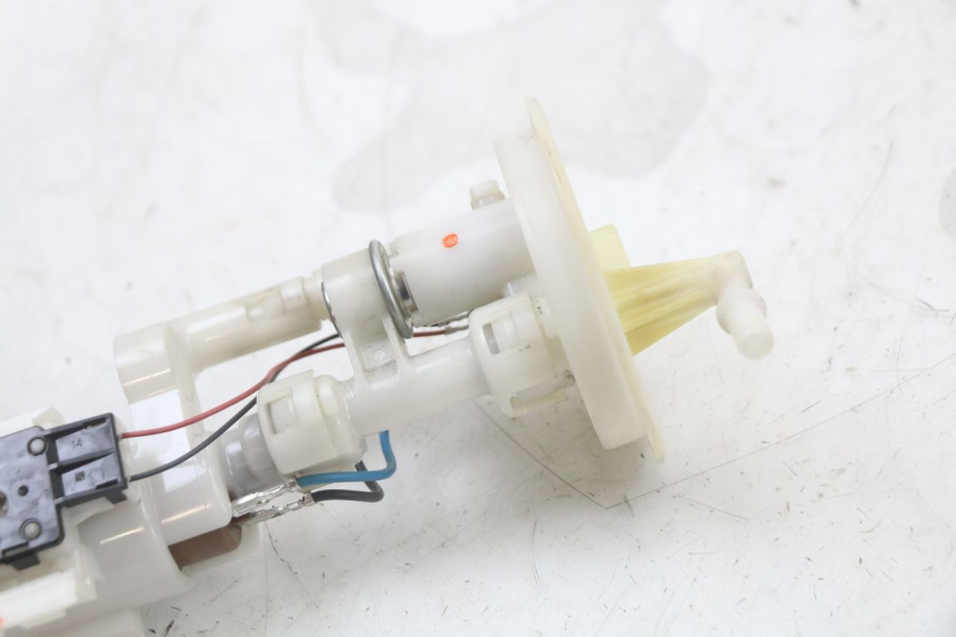 photo de FUEL PUMP SUZUKI BURGMAN 125 (2007 - 2014)