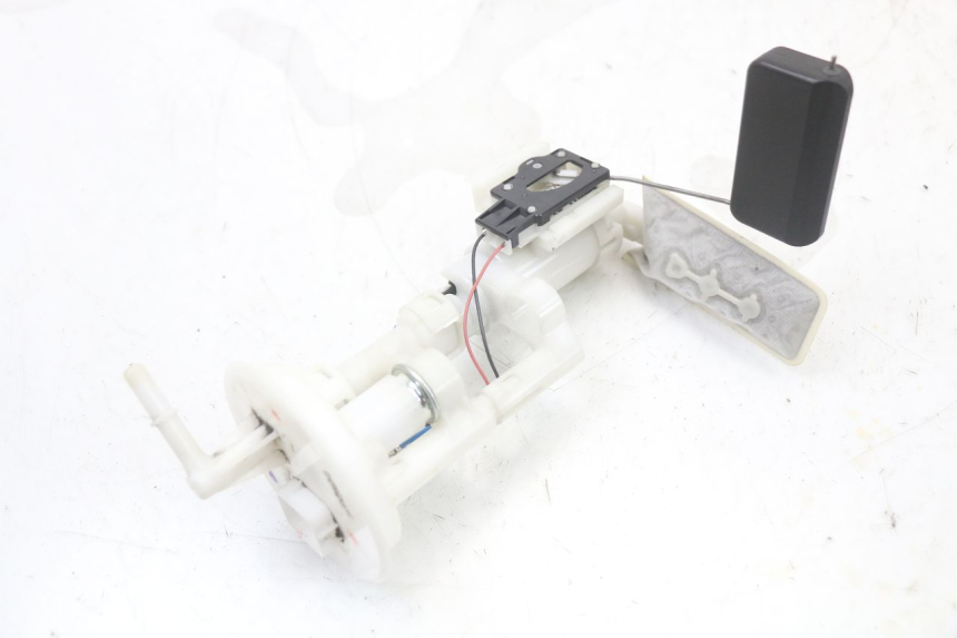 photo de FUEL PUMP SUZUKI BURGMAN 125 (2018 - 2021)