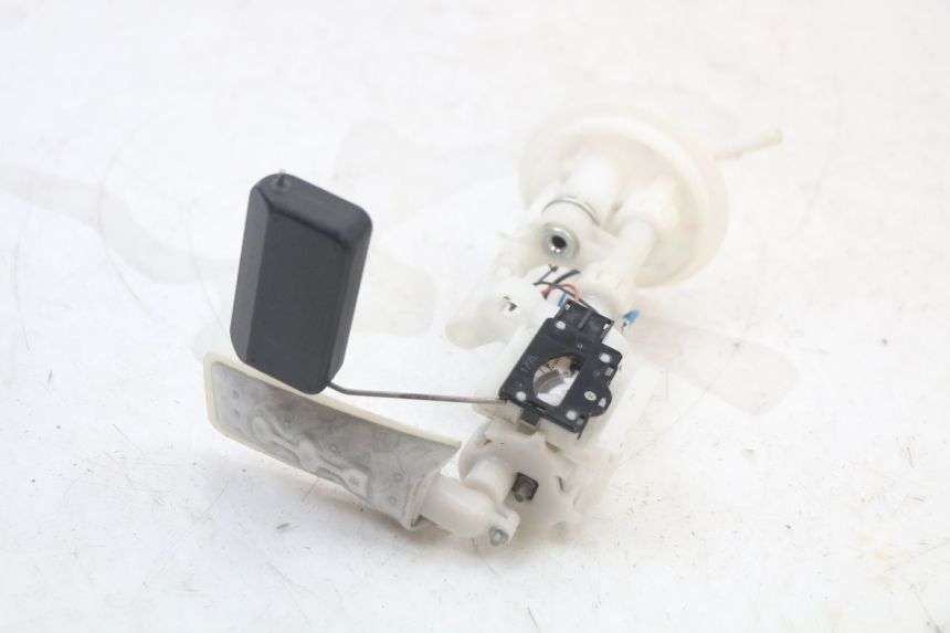 photo de FUEL PUMP SUZUKI BURGMAN 125 (2018 - 2021)