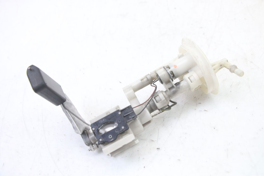 photo de FUEL PUMP SUZUKI BURGMAN 125 (2015 - 2017)