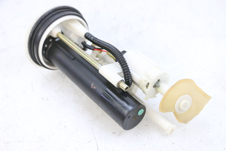 photo de FUEL PUMP YAMAHA XMAX X-MAX 125 (2006 - 2009) - Surface and material condition