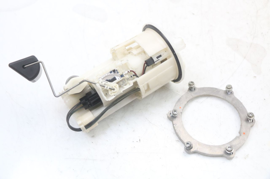 photo de FUEL PUMP YAMAHA FJR ABS 1300 (2006 - 2012)