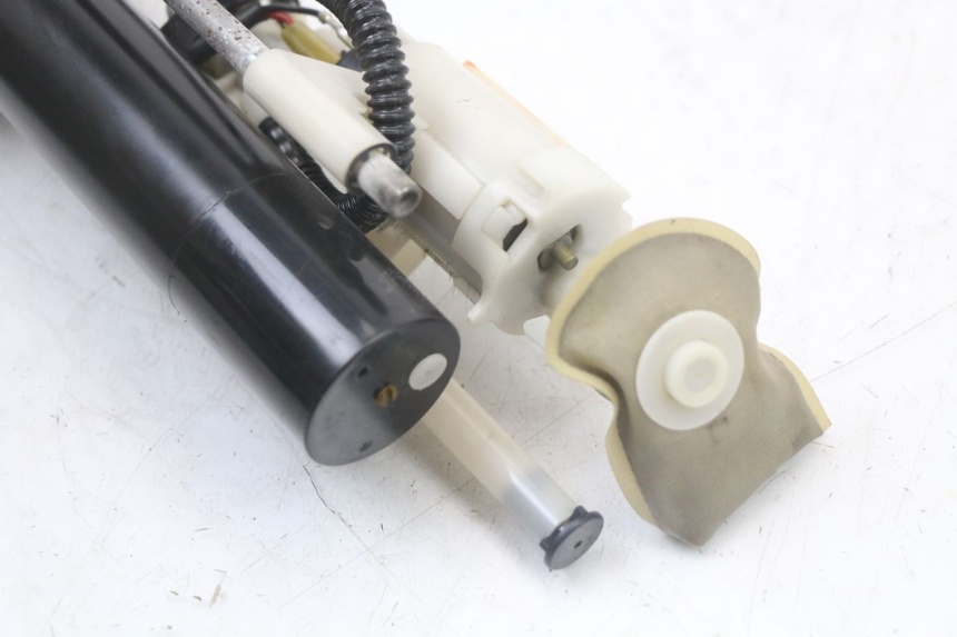 photo de FUEL PUMP YAMAHA X-MAX XMAX 250 (2006 - 2009)