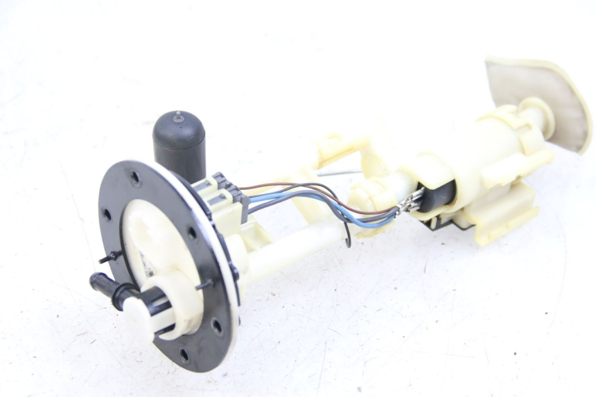 photo de FUEL PUMP YAMAHA XP T-MAX TMAX 500 (2004 - 2007)