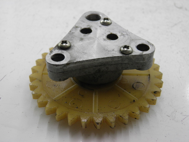 photo de OIL PUMP BENZHOU YY50QT31 VINTAGE 50 (2009 - 2012)