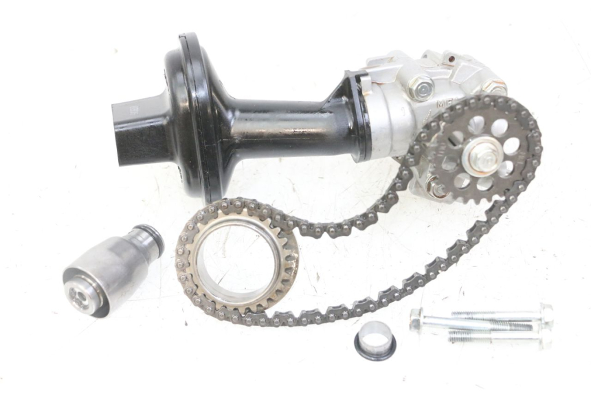 photo de OIL PUMP HONDA CB R 1000 (2018 - 2023)