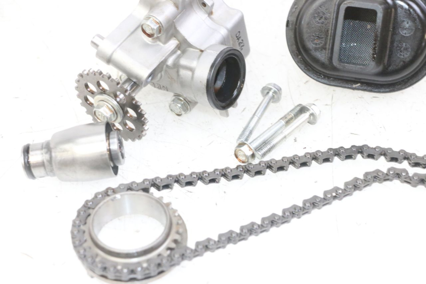 photo de OIL PUMP HONDA CB R 1000 (2018 - 2023)