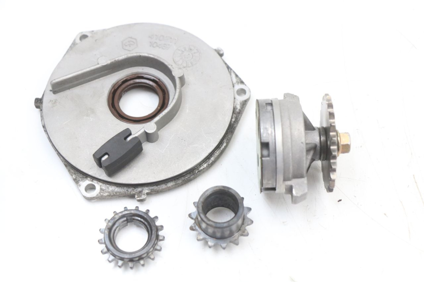 photo de OIL PUMP PIAGGIO FLY 4T 50 (2004 - 2010)