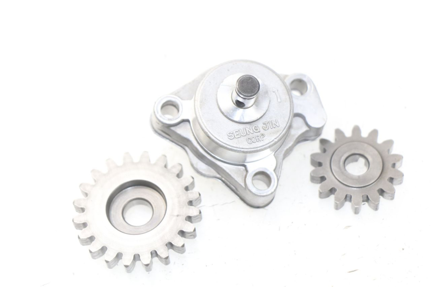 photo de OIL PUMP HYOSUNG COMET GTR 125 (2007 - 2014)