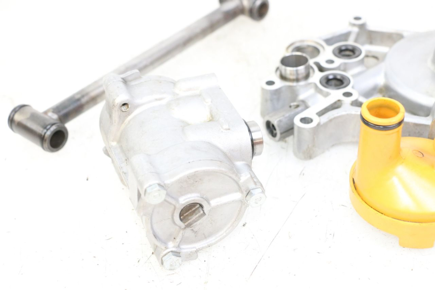 photo de OIL PUMP KAWASAKI GTR 1000 (1994 - 2004)