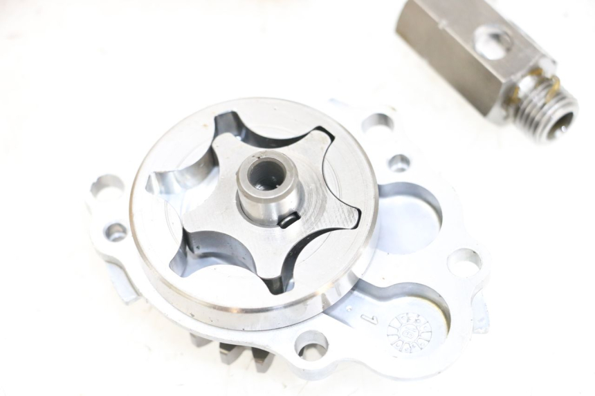 photo de OIL PUMP KAWASAKI NINJA 400 (2018 - 2023)