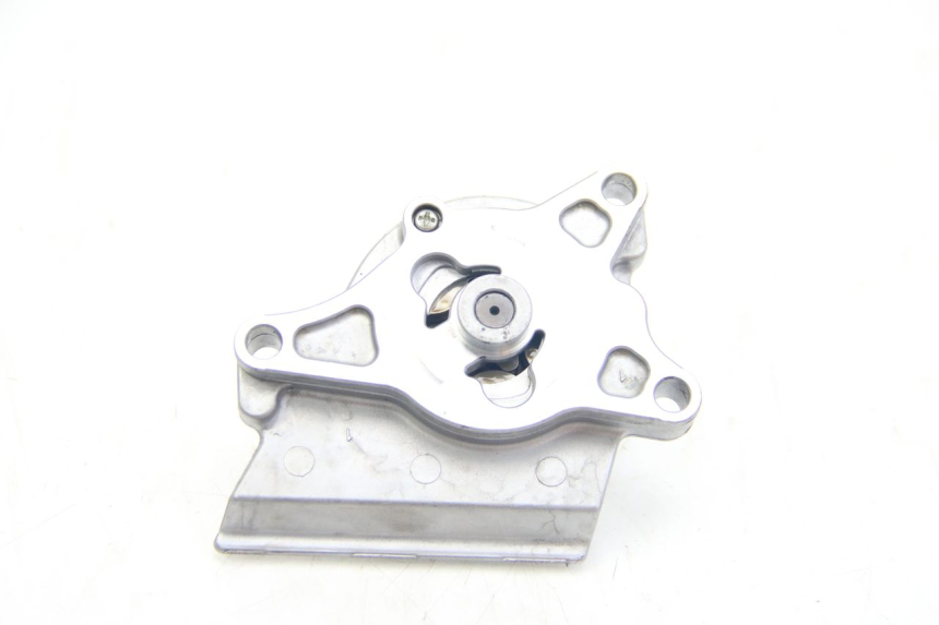 photo de OIL PUMP SUZUKI SIXTEEN 125 (2008 - 2010)