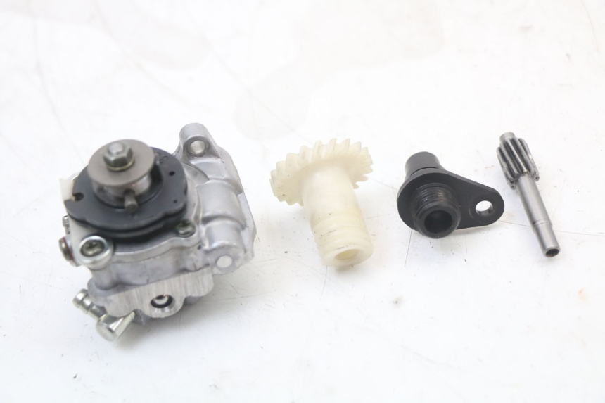 photo de OIL PUMP YAMAHA TDR DELTABOX 125 (1993 - 2003)