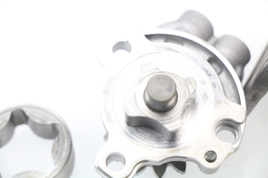 photo de OIL PUMP YAMAHA YZ-F YZF 250 (2010 - 2013)