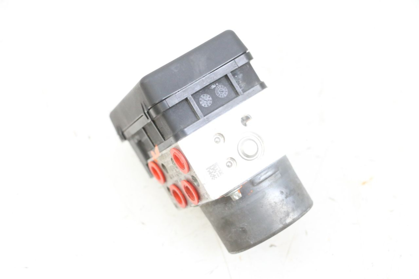 photo de ABS PUMP SUZUKI BURGMAN 650 (2013 - 2020)