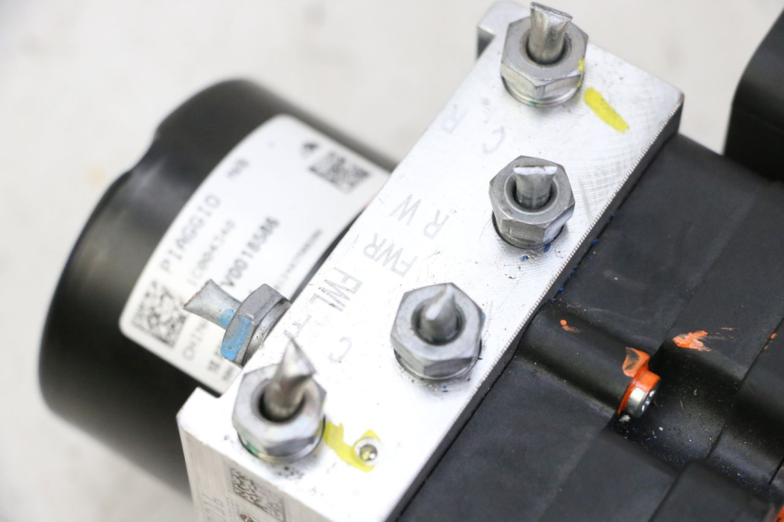 photo de ABS PUMP PIAGGIO MP3 HPE 310 (2024 - 2025)