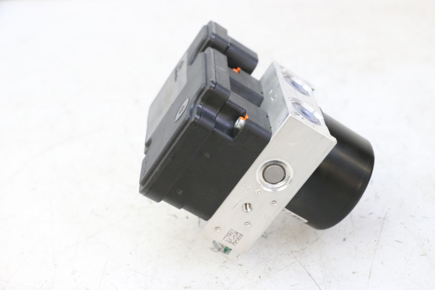 photo de ABS PUMP PIAGGIO MP3 HPE 310 (2024 - 2025)