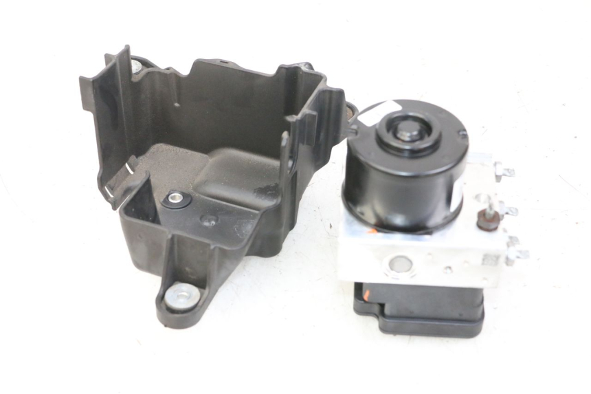 photo de ABS PUMP PIAGGIO MP3 500 (2014 - 2016)