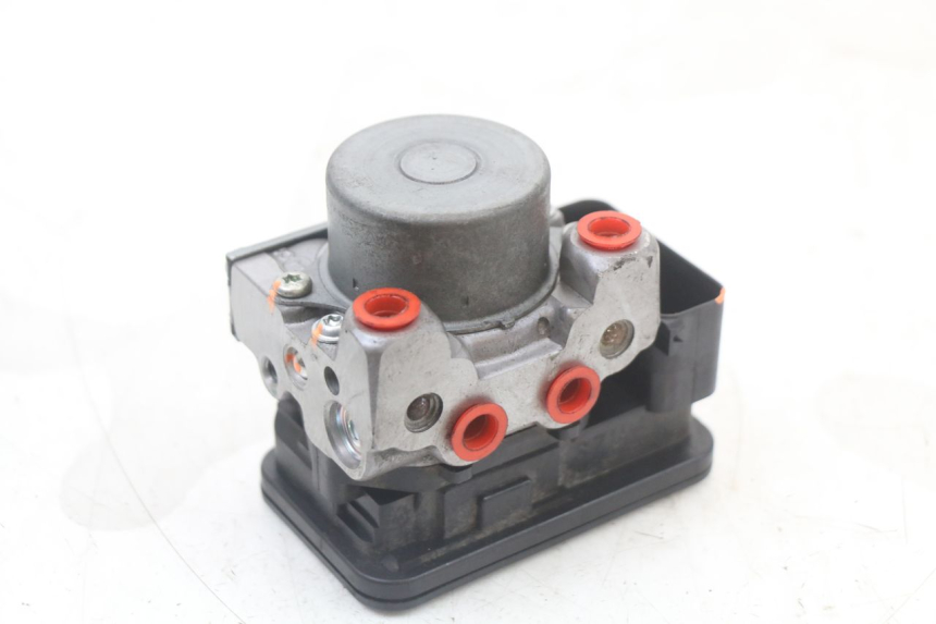 photo de ABS PUMP SUZUKI BURGMAN 125 (2018 - 2021)