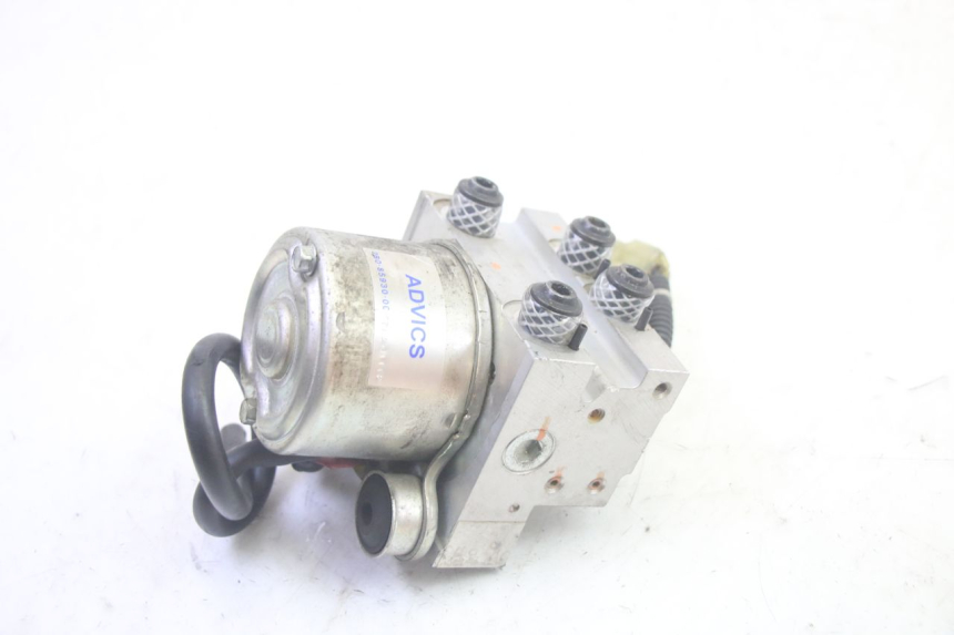 photo de ABS PUMP YAMAHA TDM ABS 900 (2002 - 2014) - Zoom on usage condition