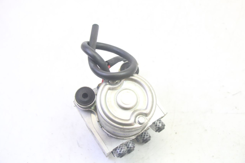 photo de ABS PUMP YAMAHA TDM ABS 900 (2002 - 2014) - Markings and original references