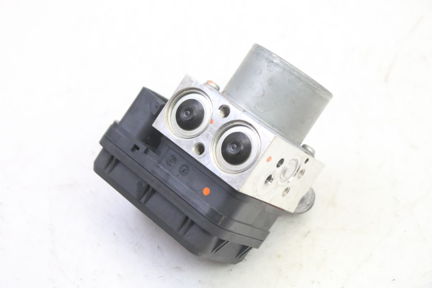 photo de ABS PUMP YAMAHA XMAX X-MAX 125 (2021 - 2025)
