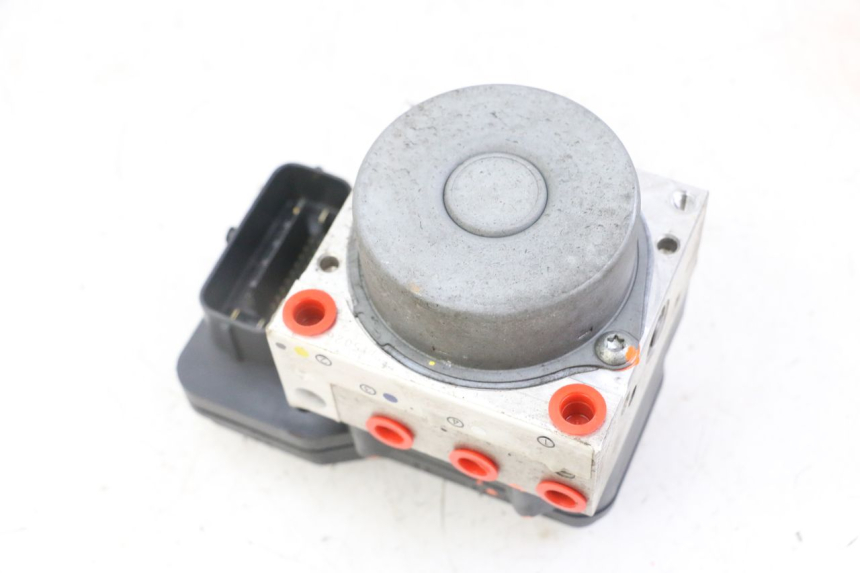 photo de ABS PUMP YAMAHA XJ6 ABS 600 (2008 - 2016)