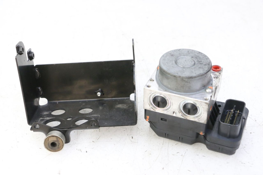 photo de ABS PUMP YAMAHA XJ6 ABS 600 (2008 - 2016)