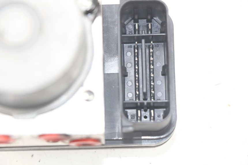 photo de ABS PUMP YAMAHA YP T-MAX TMAX 530 (2017 - 2020)