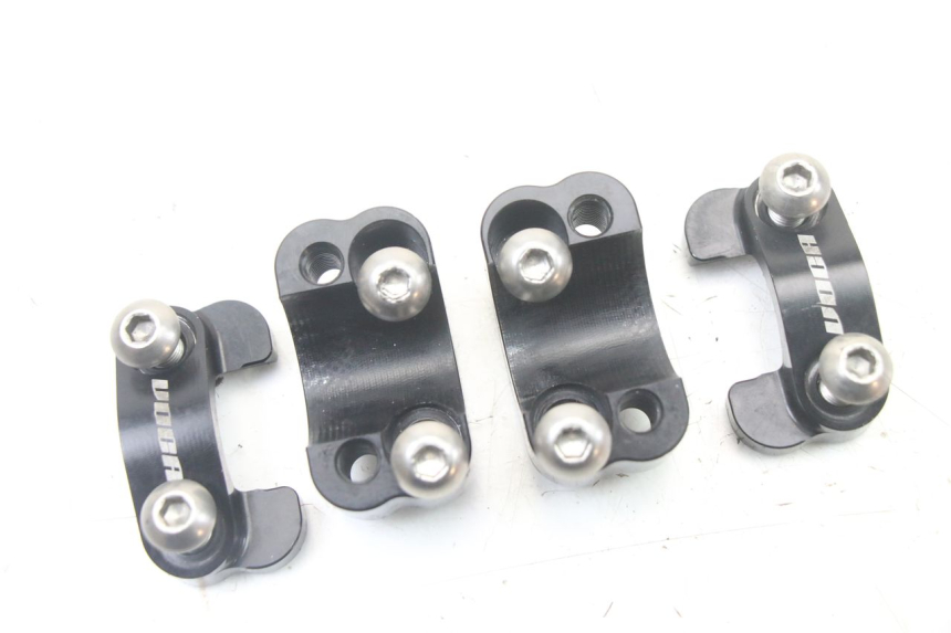photo de HANDLEBAR RISERS DERBI SENDA SM DRD X-TREME 50 (2011 - 2017)