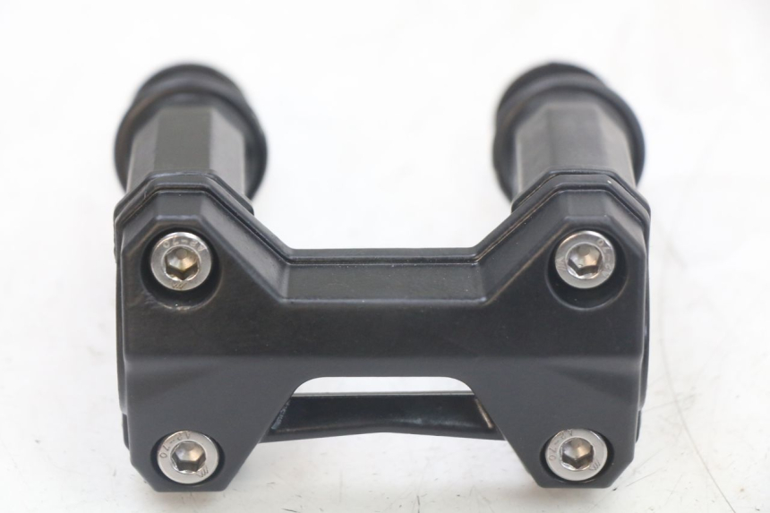 photo de HANDLEBAR RISERS EBROH BRAVO GLE 1 (2020 - 2024)