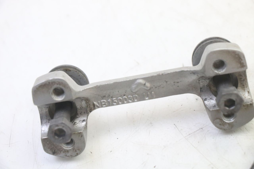photo de HANDLEBAR RISERS BMW G310 R 310 (2016 - 2020)