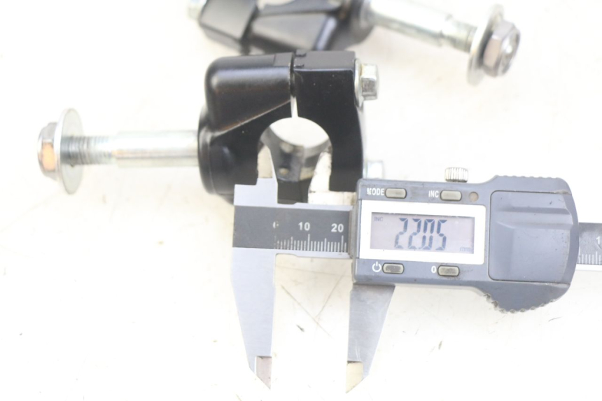 photo de HANDLEBAR RISER KAWASAKI KX L 85 (2022 - 2024)