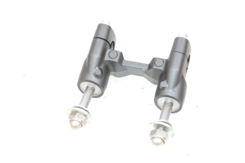 photo de HANDLEBAR RISERS YAMAHA MT-07 MT07 ABS 700 (2018 - 2020) - Alternative perspective