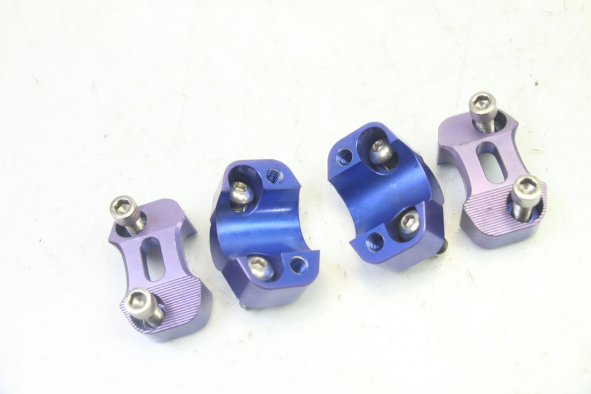 photo de HANDLEBAR RISERS DERBI SENDA SM DRD 50 (2008 - 2013)