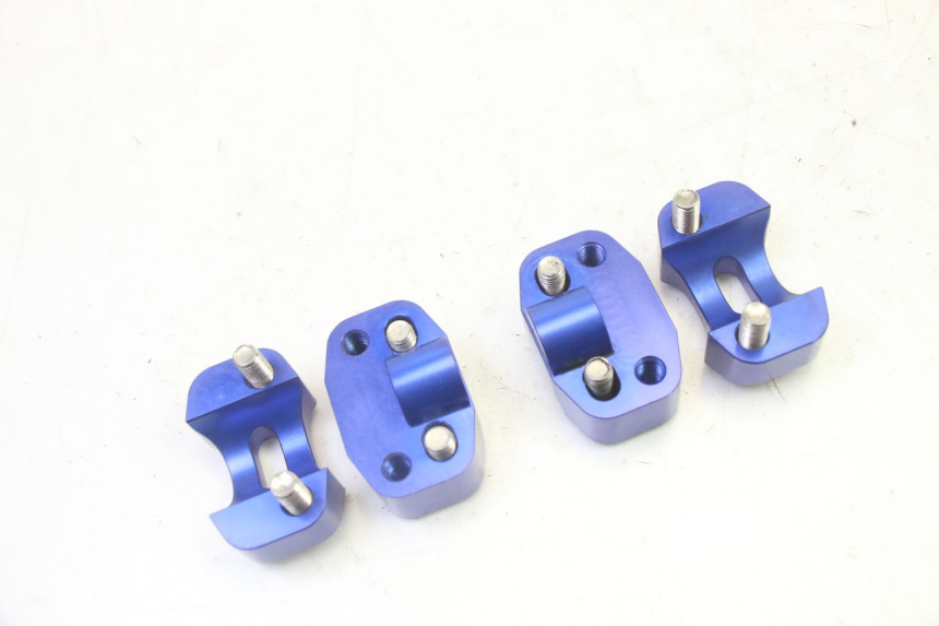 photo de HANDLEBAR RISERS DERBI SENDA SM DRD 50 (2008 - 2013)