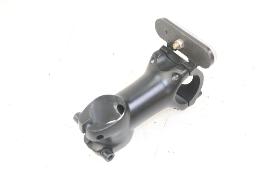 photo de HANDLEBAR CLAMP NAMI STELLAR 1