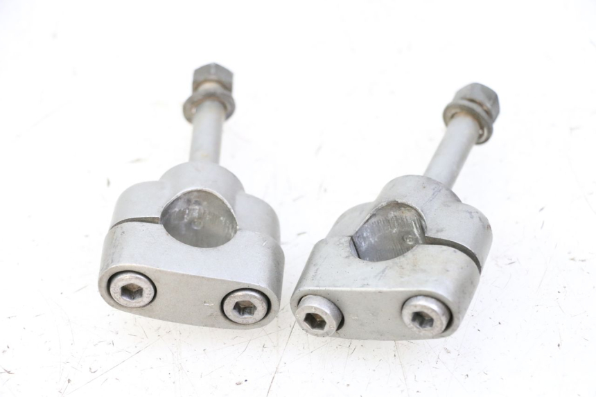 photo de HANDLEBAR RISERS YAMAHA XJN DIVERSION 600 (2000 - 2003)