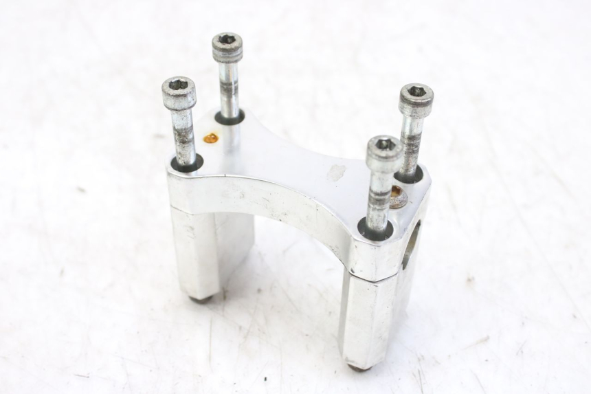 photo de HANDLEBAR RISER ZHEJIANG XMOTOS XB-81 50