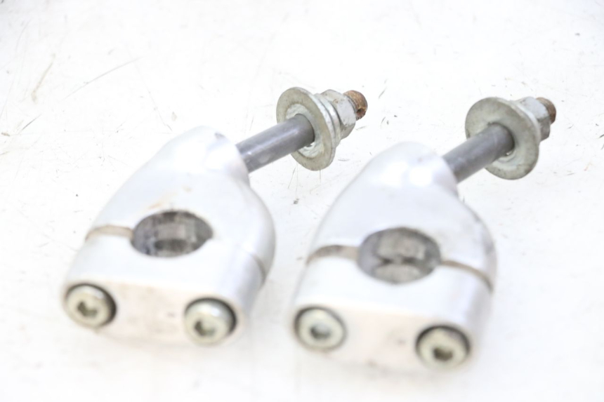 photo de HANDLEBAR RISERS YAMAHA XV VIRAGO 535 (1988 - 2004)