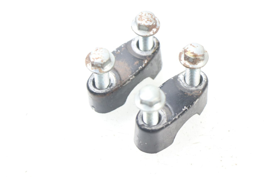 photo de HANDLEBAR RISERS YAMAHA YBR 125 (2007 - 2009)
