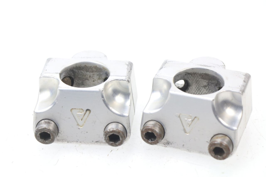 photo de HANDLEBAR RISERS YAMAHA YZ 125 (1998 - 2005)