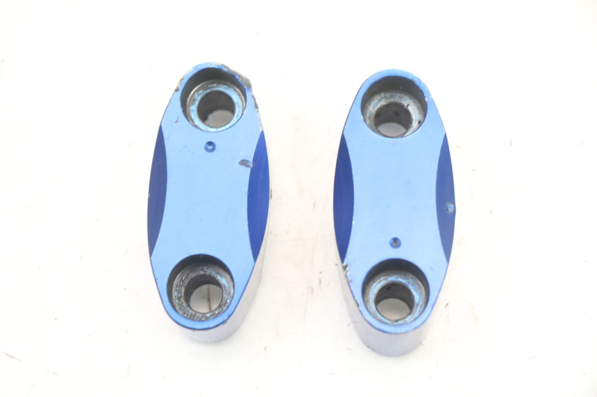 photo de HANDLEBAR RISERS YAMAHA YZ 125 (2006 - 2016)
