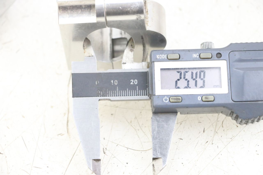 photo de Handlebar clamp YAMAHA YZ 85 (2002 - 2018)