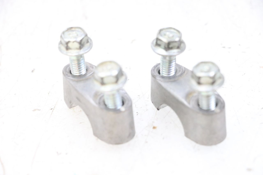 photo de HANDLEBAR RISERS YAMAHA YFM R RAPTOR 250 (2008 - 2014) - Zoom on usage condition