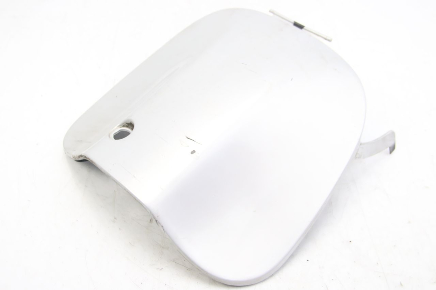 photo de GLOVE BOX DOOR APRILIA SCARABEO 4T 50 (2009 - 2017)